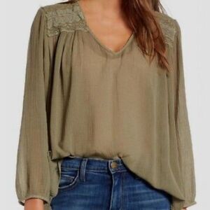 $188 Current/Elliott The Picnic shirt in green